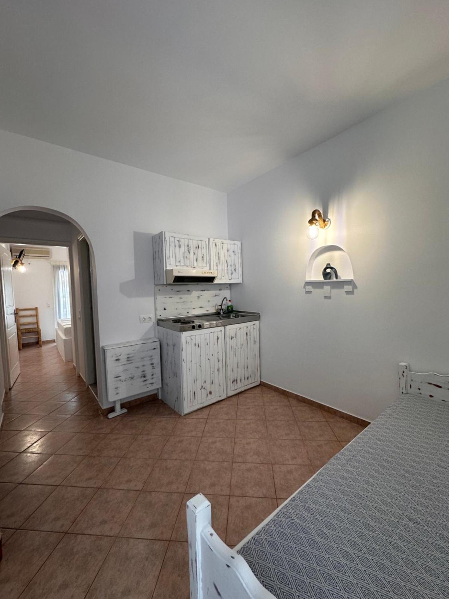 Aquarius Village Agistri Skála Екстериор снимка