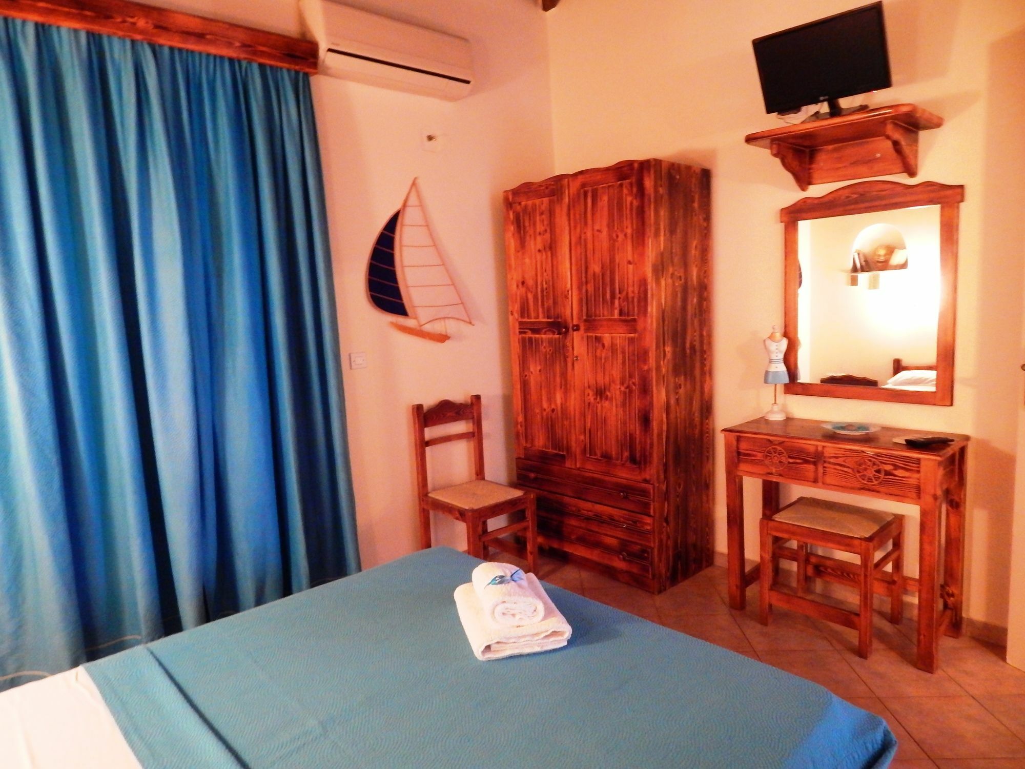 Aquarius Village Agistri Skála Екстериор снимка